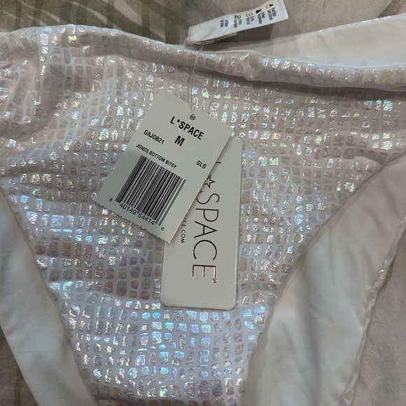 L’Space Bathing Suit - Picture 2 of 5